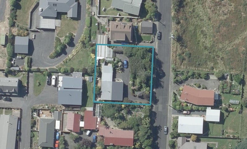 20 Christie Street, Abbotsford, Dunedin - Carousel 1