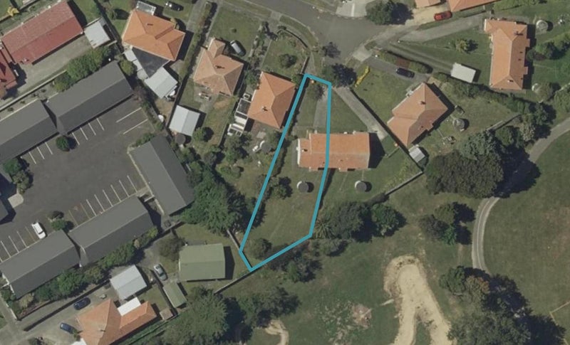 8 Plymouth Street, Roslyn, Palmerston North - Carousel 1