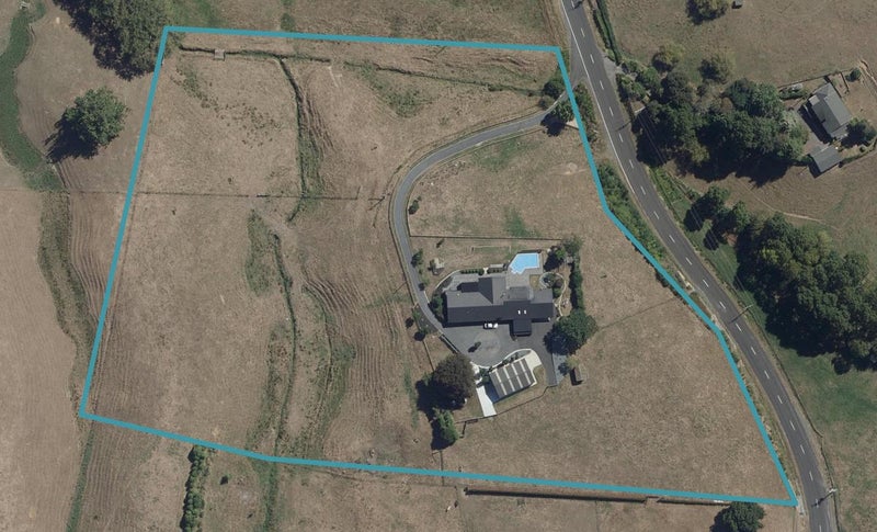 74 Wallace Road, Temple View, Hamilton - Carousel 1