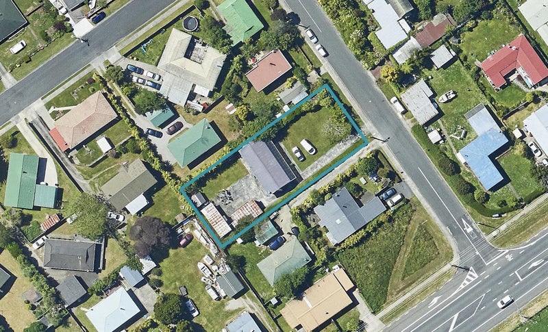 6 Hannah Road, Hannahs Bay, Rotorua - Carousel 1