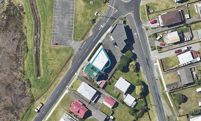 3 Pio Road, Bowentown, Waihi Beach - Carousel 1