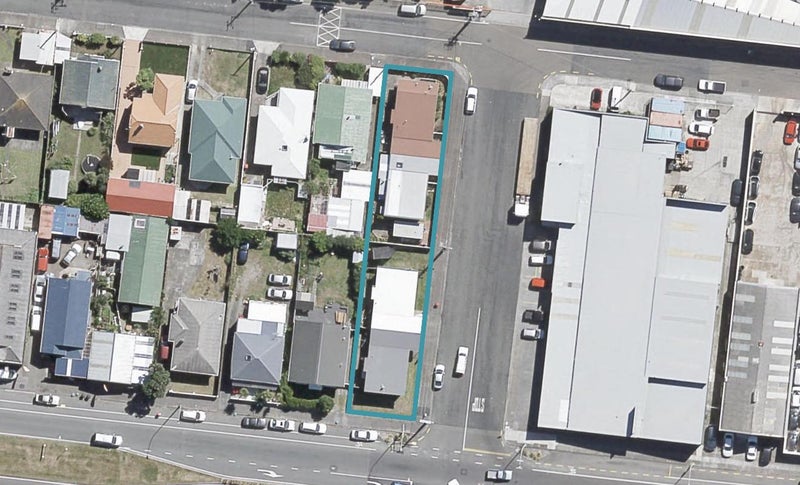 2/4 Kirkcaldy Street, Petone, Lower Hutt - Carousel 1