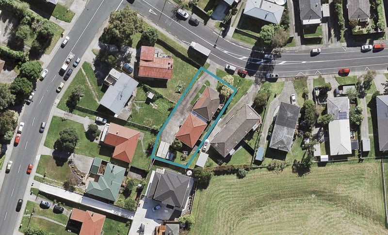 1/112 Hillside Road, Glenfield, Auckland - Carousel 1