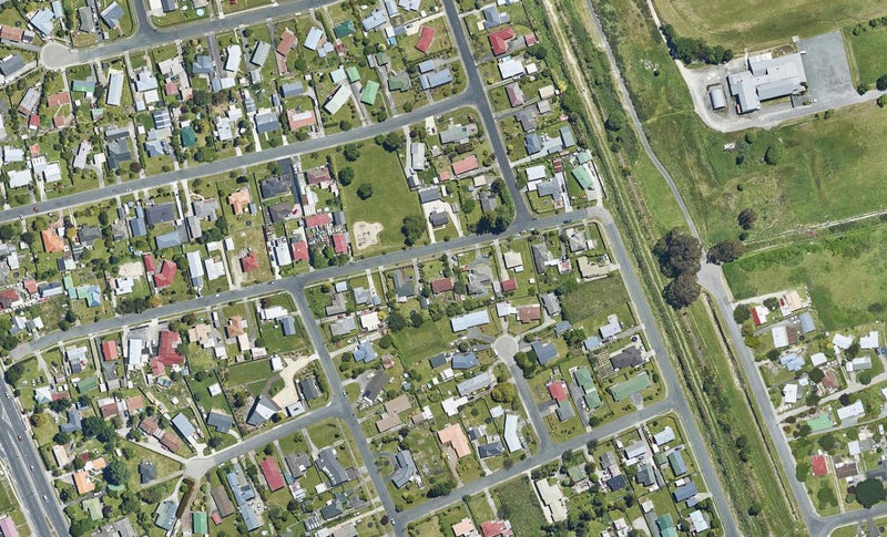 19 Isobel Street, Fairy Springs, Rotorua - Carousel 1