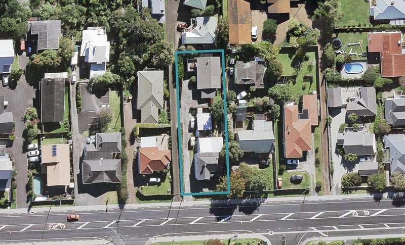 2/161 Mokoia Road, Birkenhead, Auckland - Carousel 1