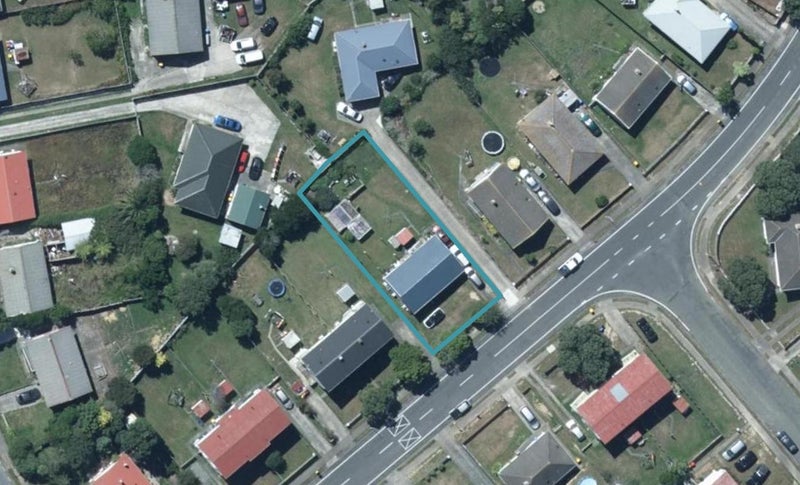 49 Corinna Street, Waitangirua, Porirua - Carousel 1