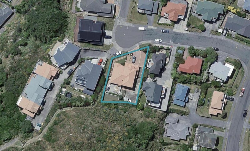 7 Birkhall Grove, Strathmore Park, Wellington - Carousel 1