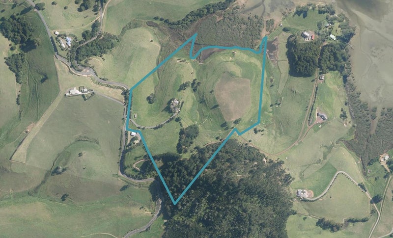 618 Pataua South Road, Onerahi - Carousel 1