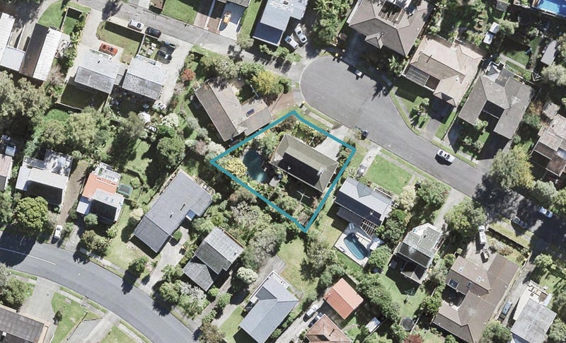 32 Sandiacre Way, Browns Bay, Auckland - Carousel 1