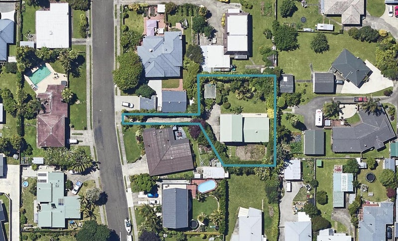 8 Walter Park, Whakatane, Whakatane - Carousel 1