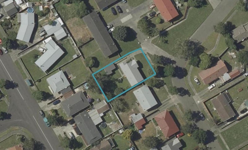 42 Halswell Crescent, Westbrook, Palmerston North - Carousel 1