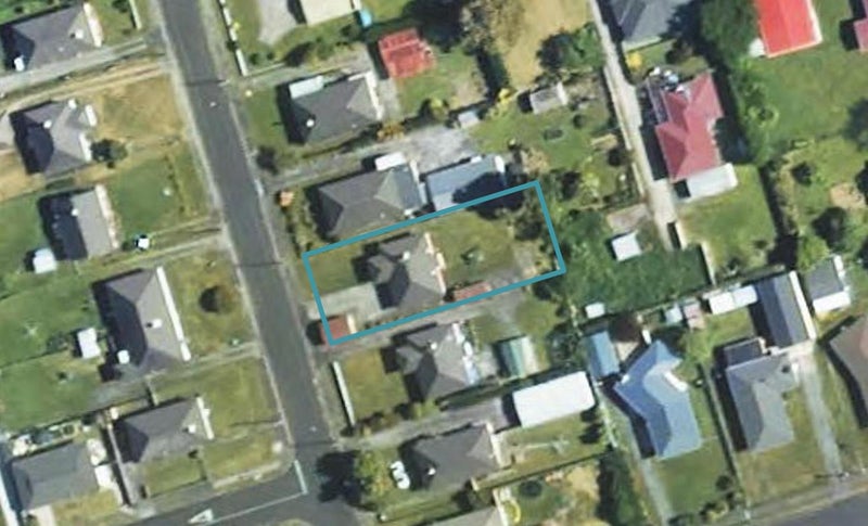 6 Essex Street, Stratford - Carousel 1