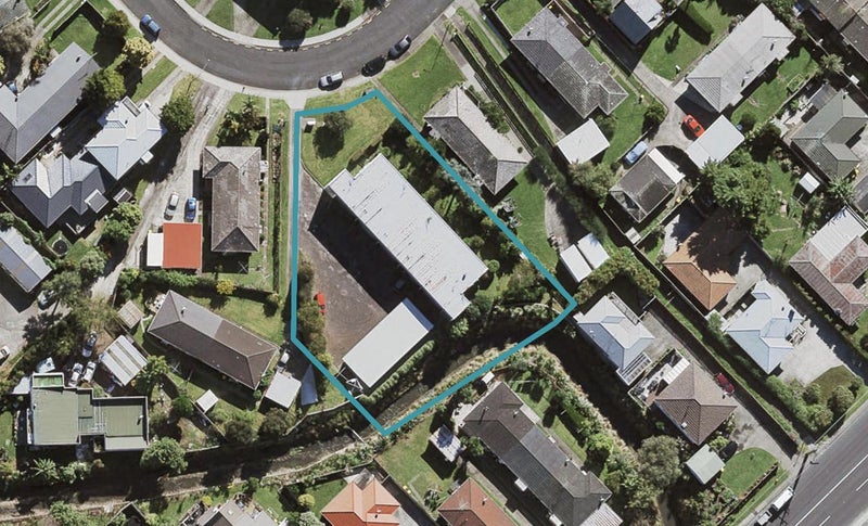 1/28 Evelyn Place, Hillcrest, Auckland - Carousel 1