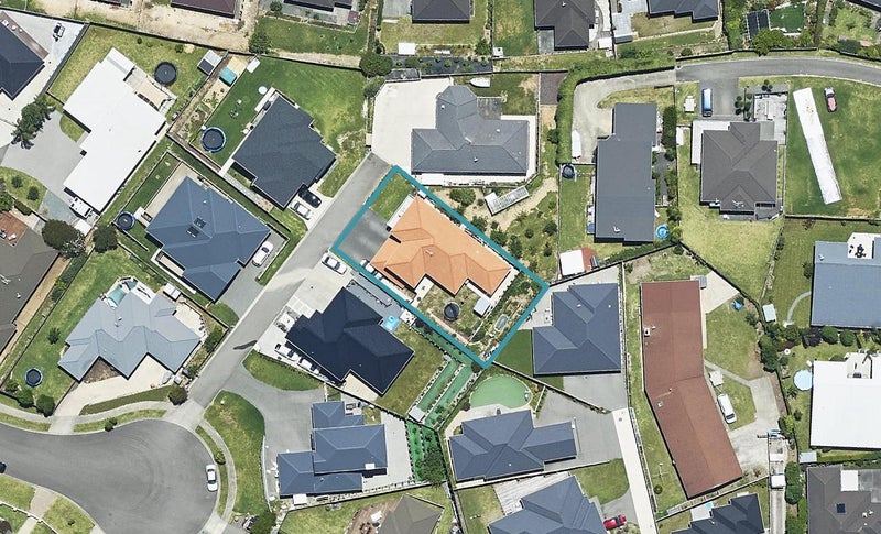 41 Amy Place, Pyes Pa, Tauranga - Carousel 1