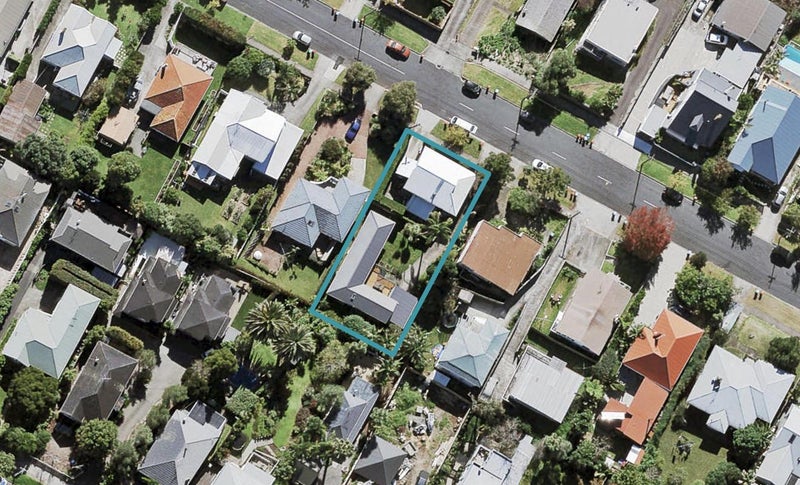 36 Bannerman Road, Morningside, Auckland - Carousel 1