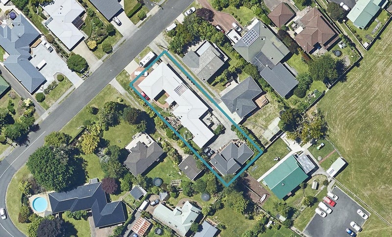 3A Larcy Road, Lynmore, Rotorua - Carousel 1