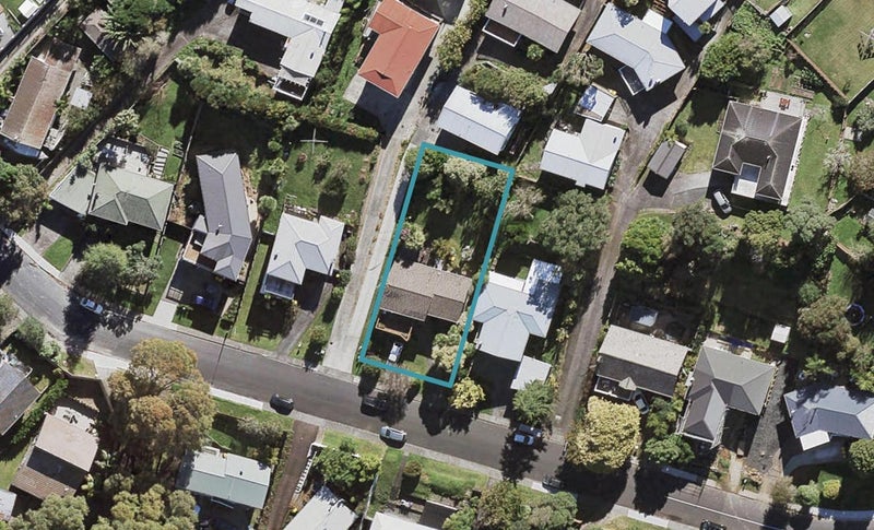 73 Monarch Avenue, Hillcrest, Auckland - Carousel 1