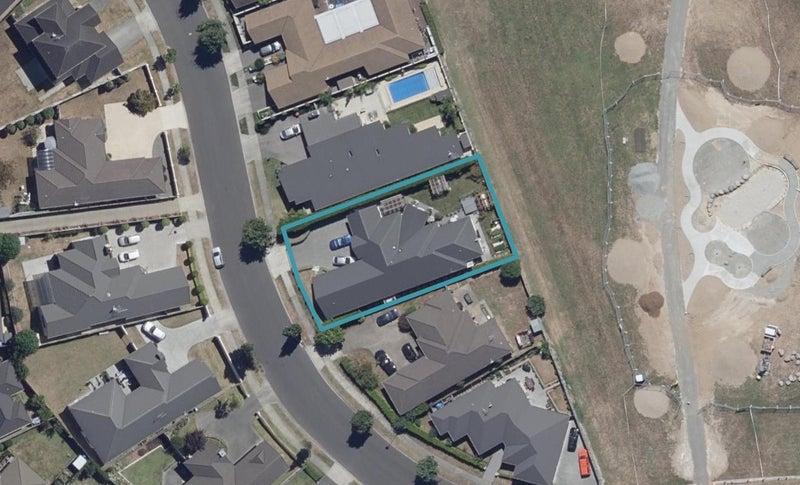 25 Darjon Drive, Huntington, Hamilton - Carousel 1