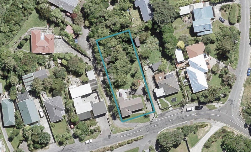 174 Park Road, Belmont, Lower Hutt - Carousel 1