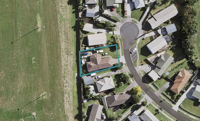 26 Randwick Place, Randwick Park, Auckland - Carousel 1