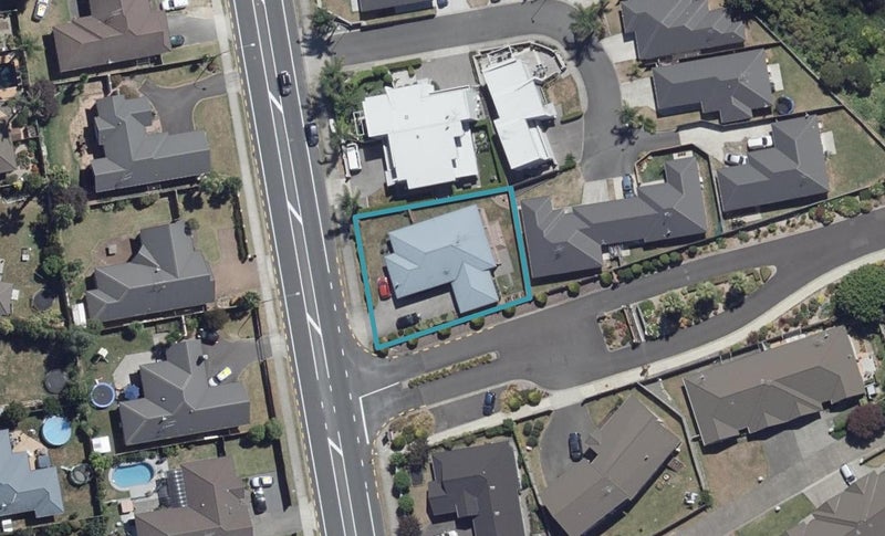 394 Hukanui Road, Rototuna, Hamilton - Carousel 1