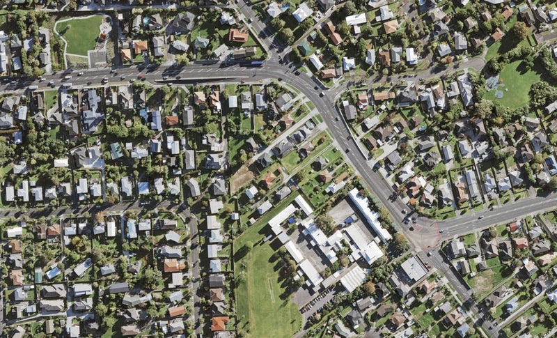 2 Manawaroa Lane, New Windsor, Auckland - Carousel 1