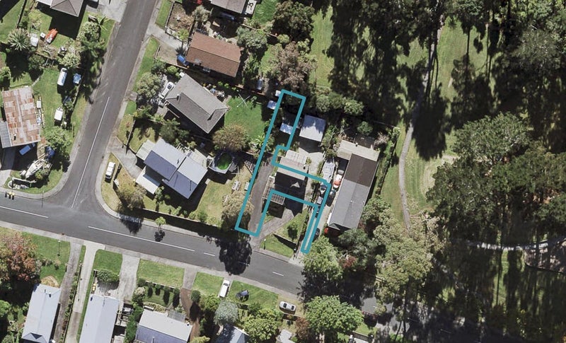 1/58 Kemp Road, Massey, Auckland - Carousel 1