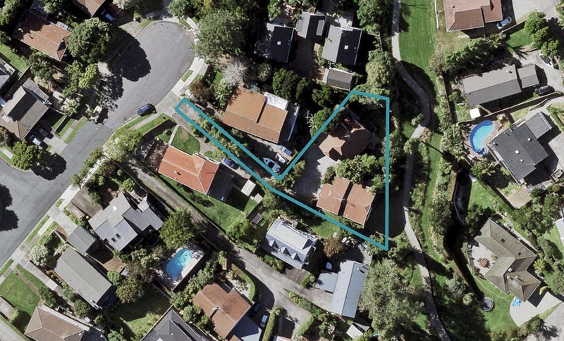 18B Regia Close, Half Moon Bay, Auckland - Carousel 1