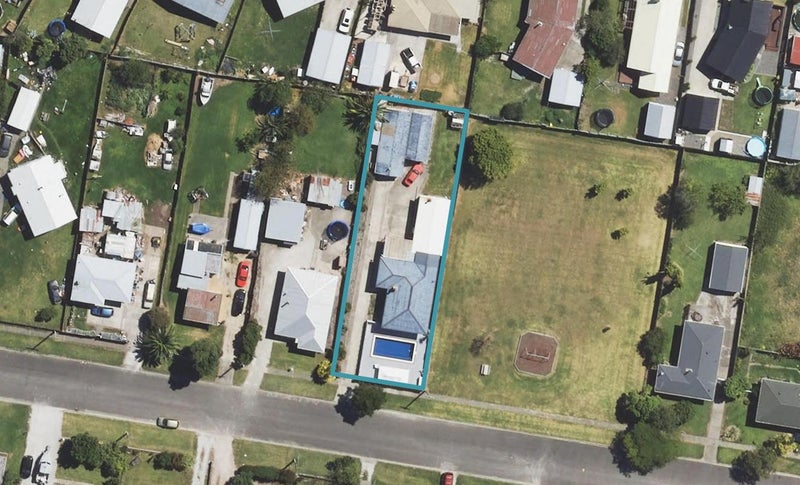 16 Coldstream Road, Kaiti, Gisborne - Carousel 1