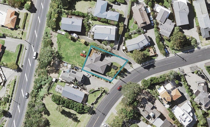 87 Knights Road, Rothesay Bay, Auckland - Carousel 1