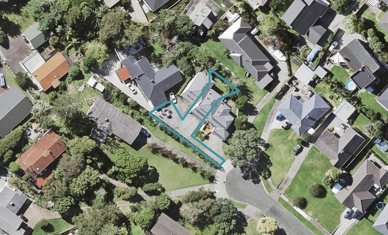 17 Pine Terrace, Howick, Auckland - Carousel 1