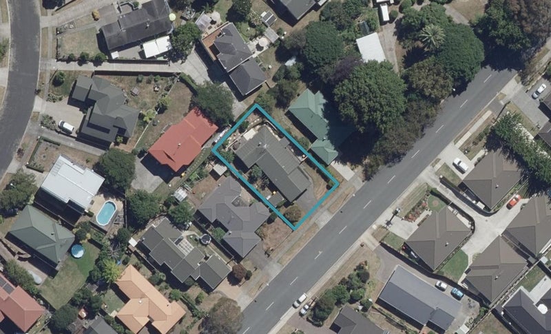 34 Dixon Road, Fitzroy, Hamilton - Carousel 1