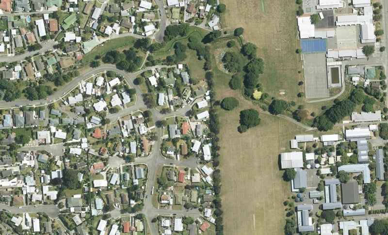 8 Watson Place, Springlands, Blenheim - Carousel 1