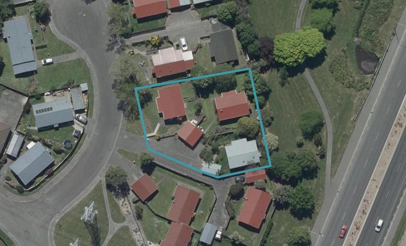 8 Heidi Place, Broomfield, Christchurch - Carousel 1