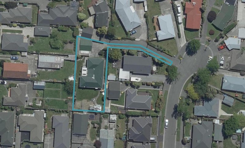 5A Hannah Place, Redwood, Christchurch - Carousel 1