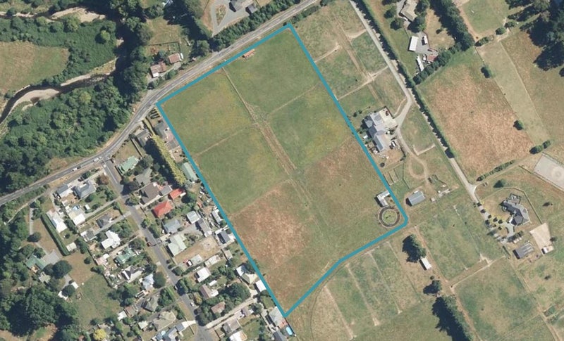 168 PARKES LINE RD, Maymorn, Upper Hutt - Carousel 1