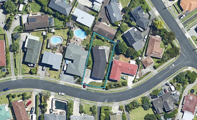 13 Eaton Crescent, Matua, Tauranga - Carousel 1