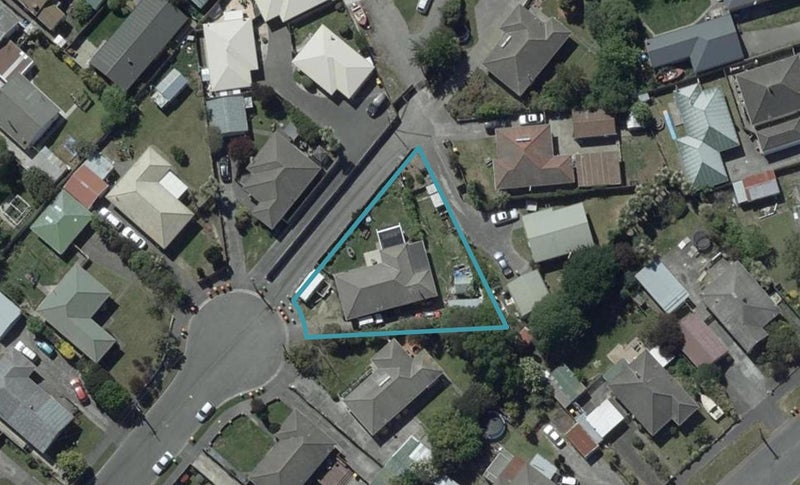 36 Digby Place, Bromley, Christchurch - Carousel 1
