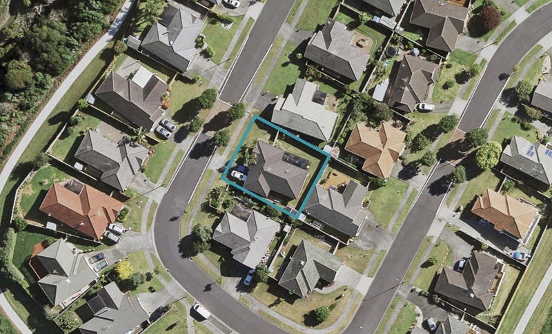 31 Sandwick Drive, Weymouth, Auckland - Carousel 1