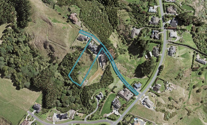 642 Redoubt Road, Flat Bush, Auckland - Carousel 1