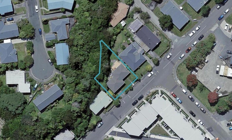 22 Batchelor Street, Newlands, Wellington - Carousel 1