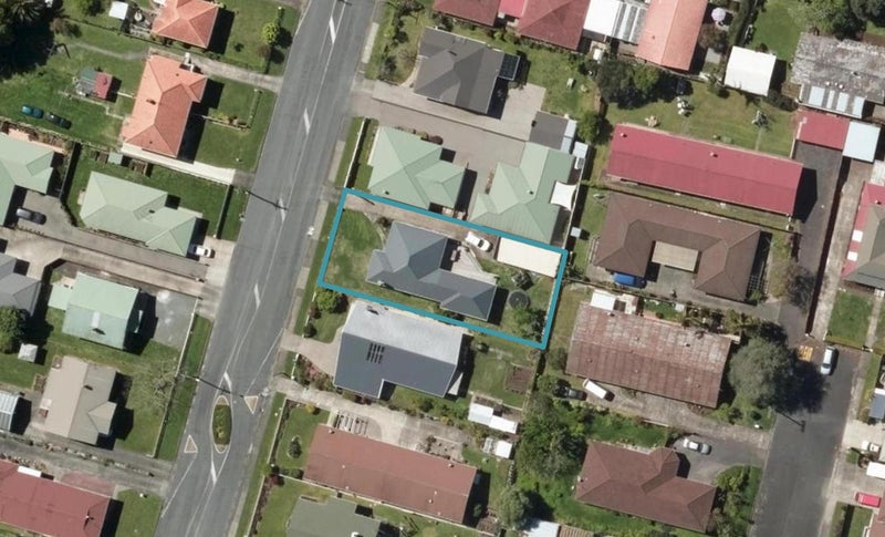 10 King ST, Kensington, Whangarei  - Carousel 1