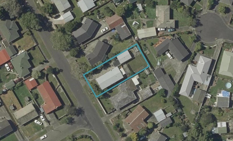 7 Cavendish Crescent, Awapuni, Palmerston North - Carousel 1