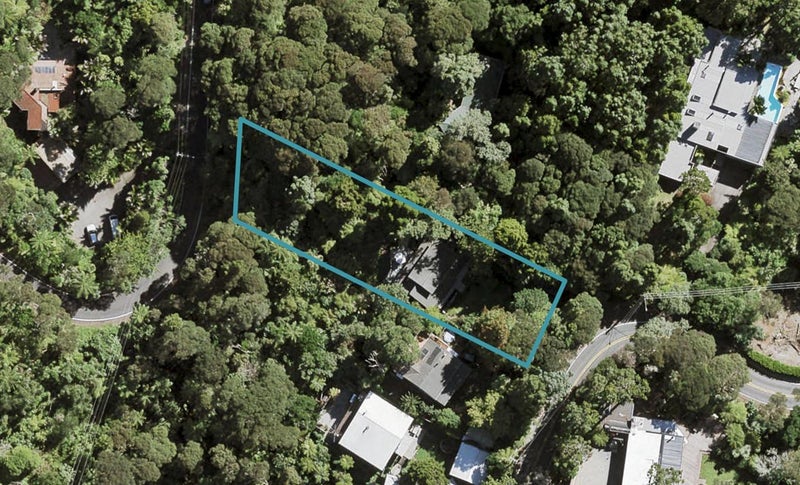 83 Scenic Drive, Titirangi, Auckland - Carousel 1