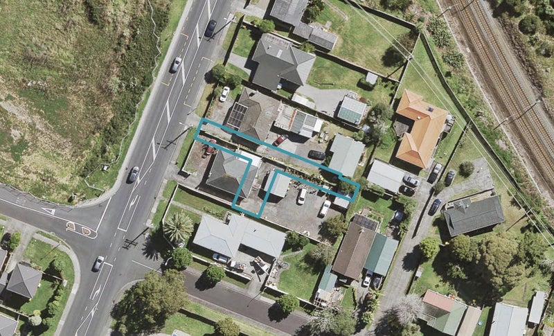 38C Seymour Road, Sunnyvale, Auckland - Carousel 1