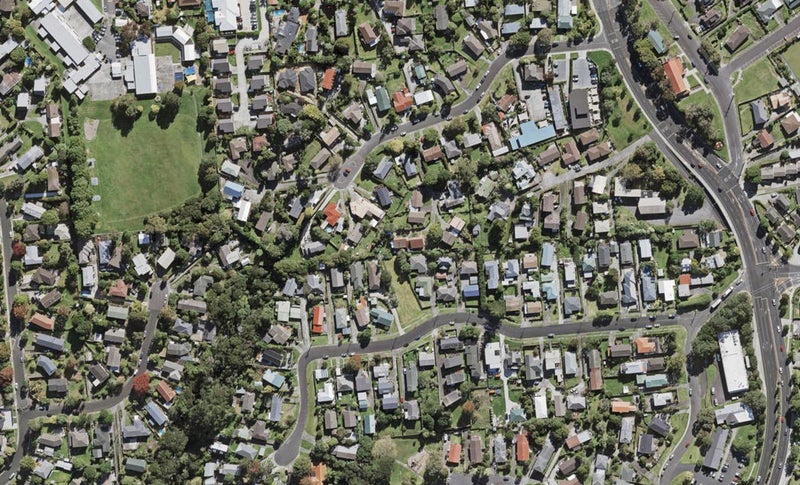 2/16B CAMROSE PL, Glenfield, Auckland - Carousel 1