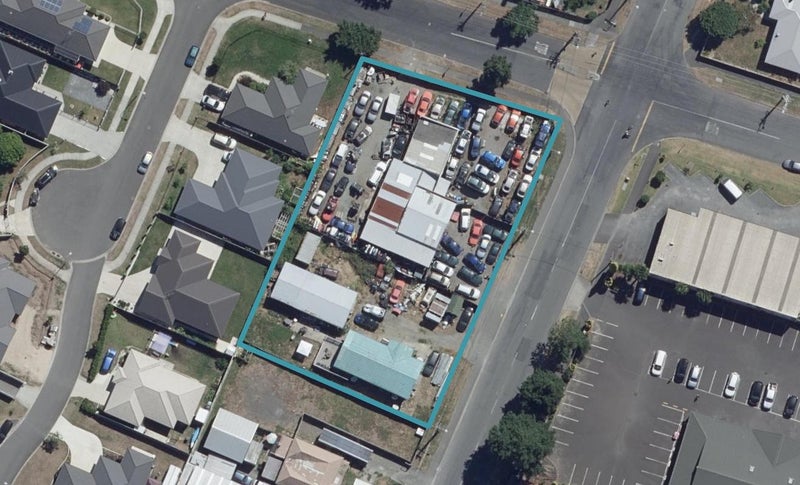 2/121 Duke Street, Frankton, Hamilton - Carousel 1