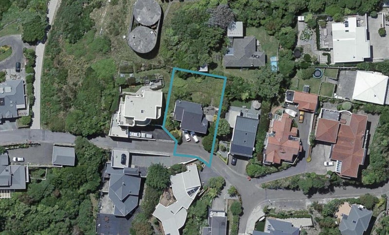 8 Inverell Way, Seatoun, Wellington - Carousel 1