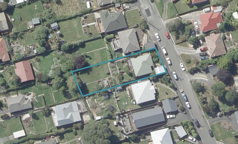 28 Alexander Street, Abbotsford, Dunedin - Carousel 1