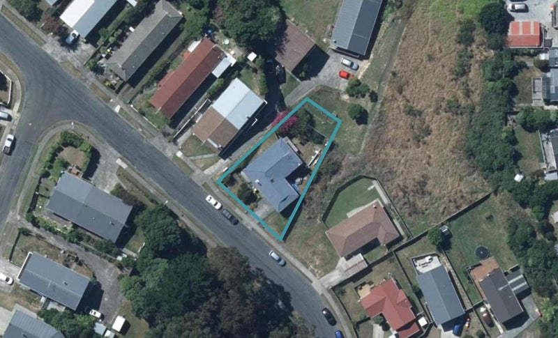 19 Rose Street, Ranui, Porirua - Carousel 1
